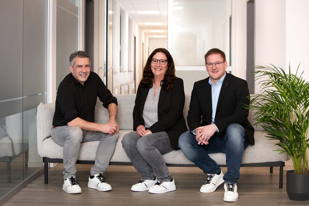 Team der FRP Gruppe in den Büroräumen in Ravensburg